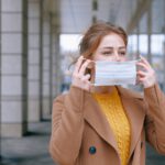 woman wearing face mask