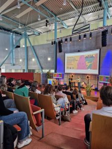 Documentairemaker Nicolaas Veul zet Social Work-studenten in het zonnetje