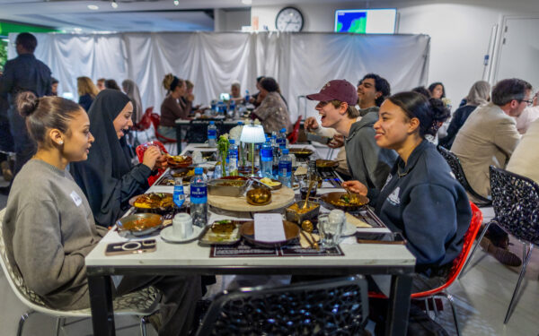 Foto van de maand: Iftar op Windesheim